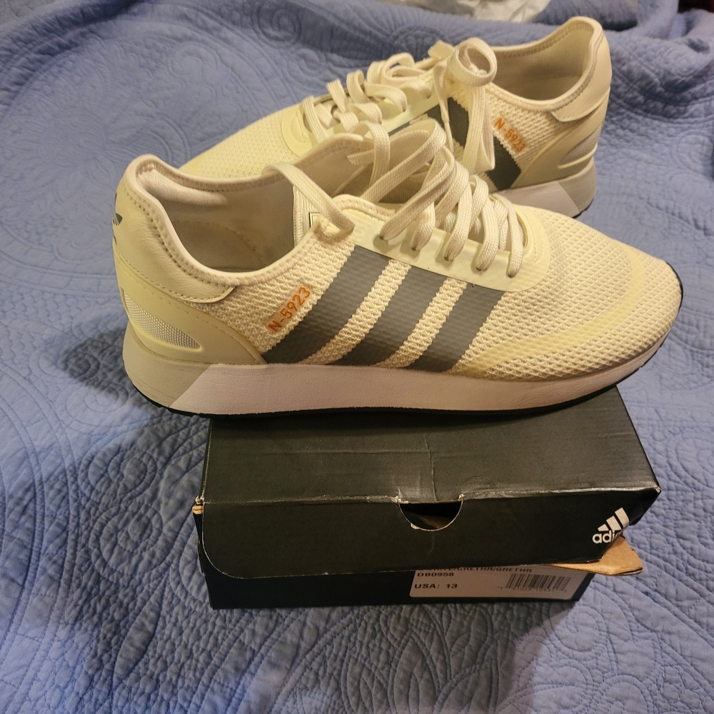 Adidas Yellow and Gray Sneakers - Picture 4 of 6